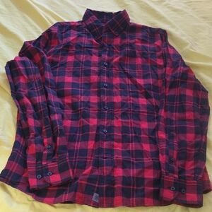 Banana Republic Fine Flnnel Red and Navy Checkered Shirt